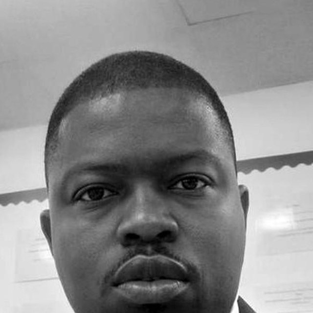 Dr Muyiwa Ajimuse